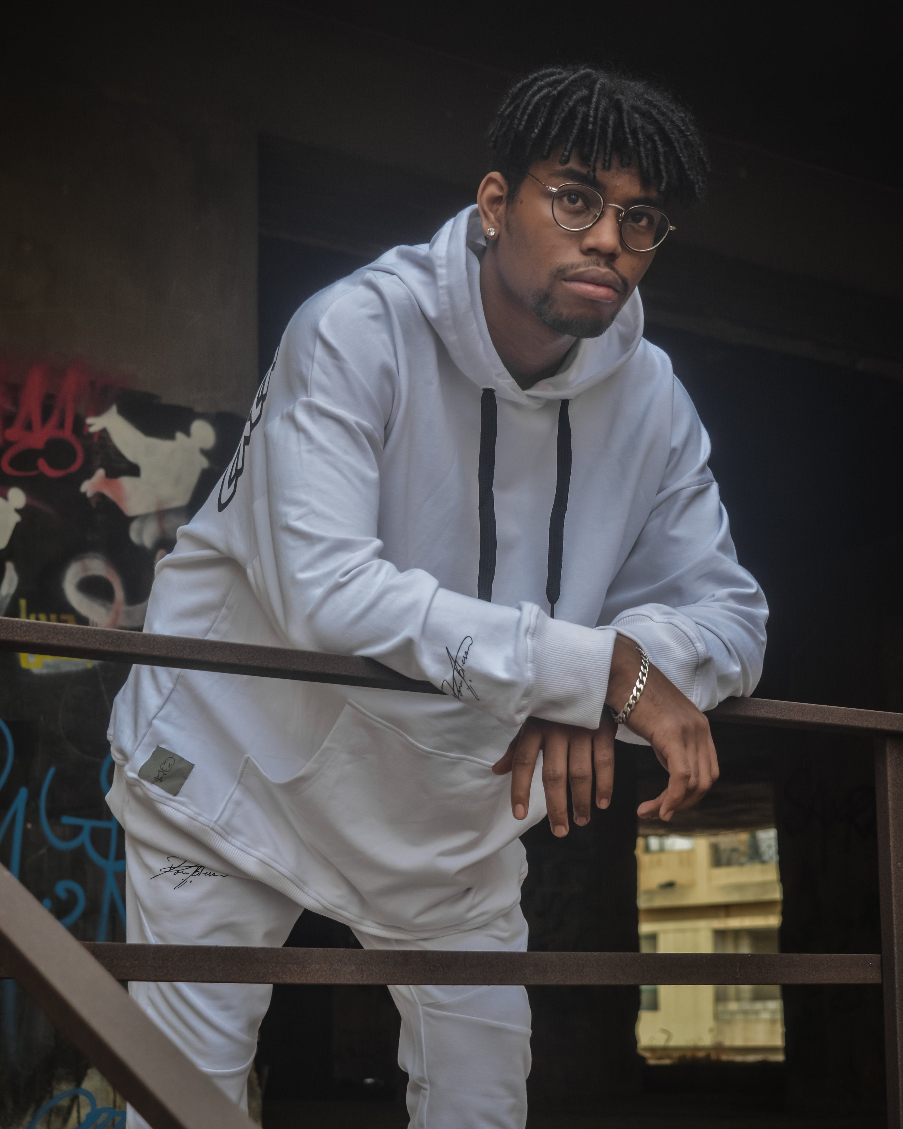 RISE Hoodie - White