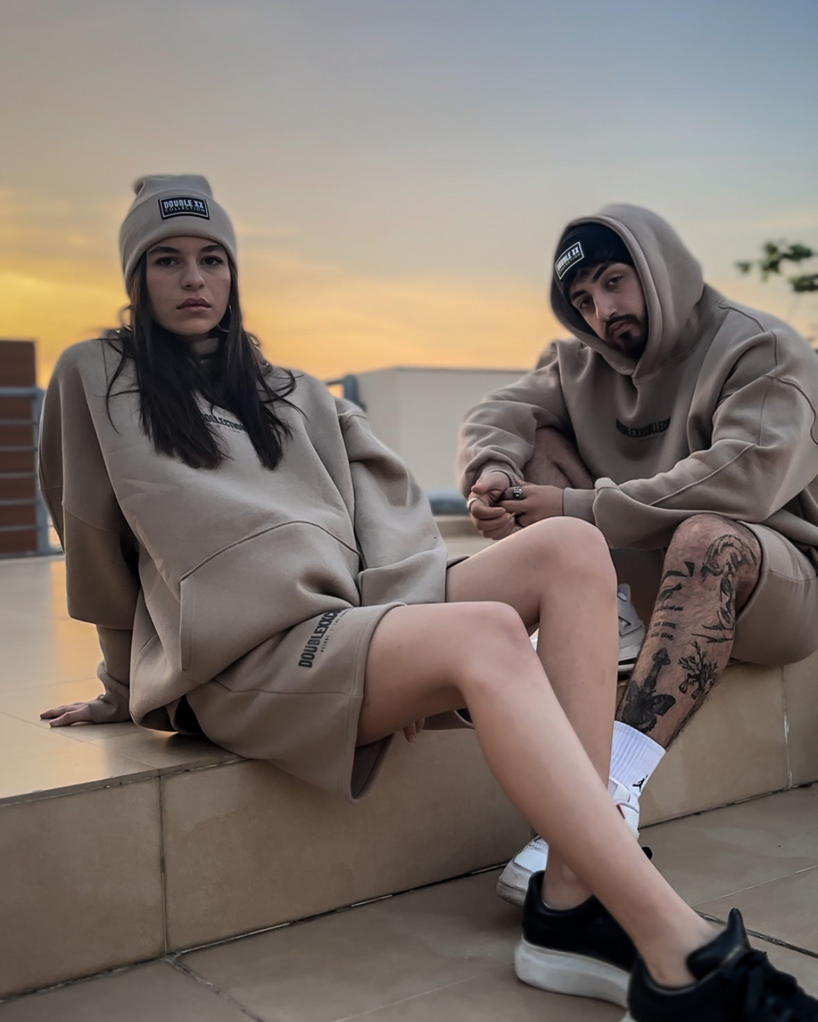 Signature Shorts - Beige